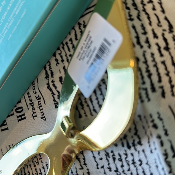 SALE🔥BOTTLE OPENER - Picture 7 of 10